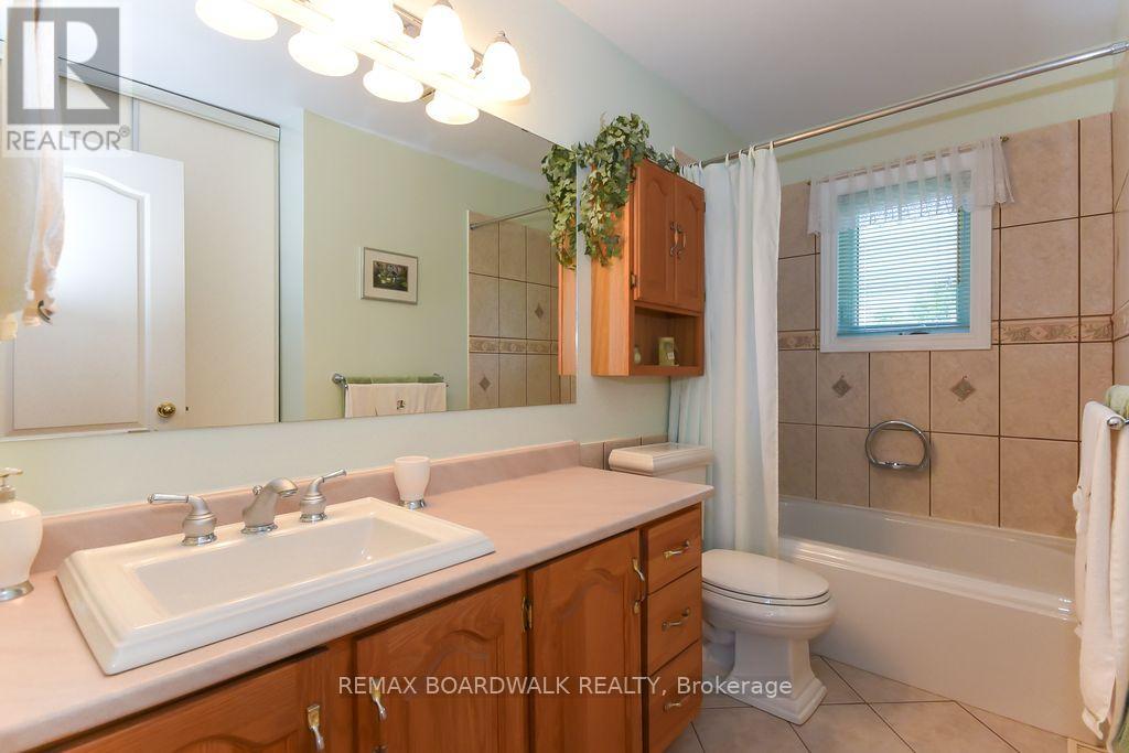 6617 Carriere Street, Ottawa, Ontario K1C 4T6 - Photo 28 - X13419782