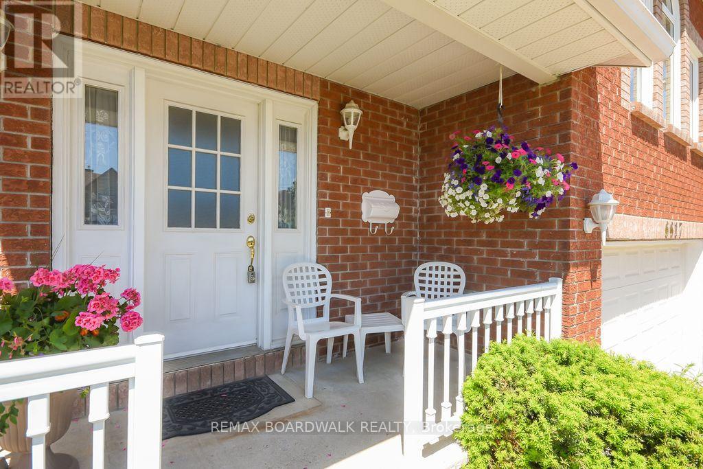 6617 Carriere Street, Ottawa, Ontario K1C 4T6 - Photo 5 - X13419782