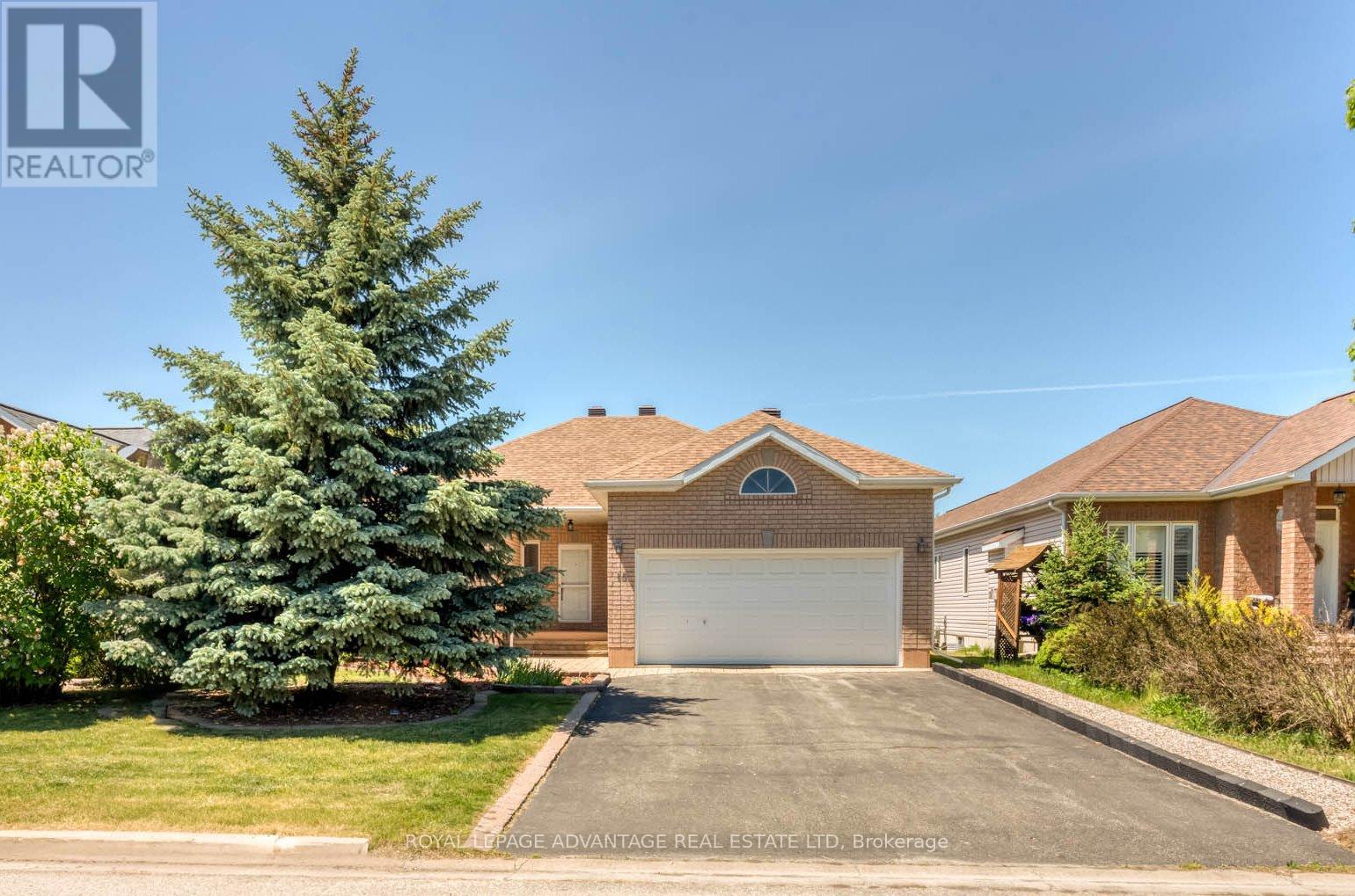 15 Antonio Way, Perth, Ontario  K7H 3R5 - Photo 1 - X12979918