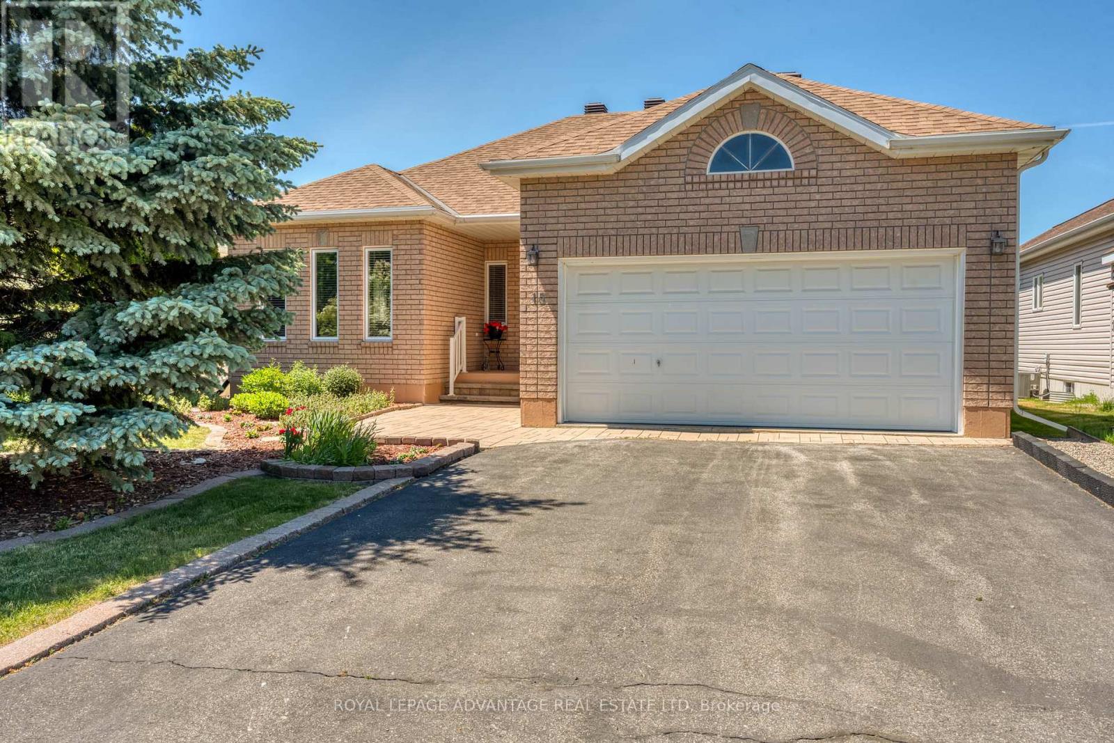 15 Antonio Way, Perth, Ontario  K7H 3R5 - Photo 2 - X12979918