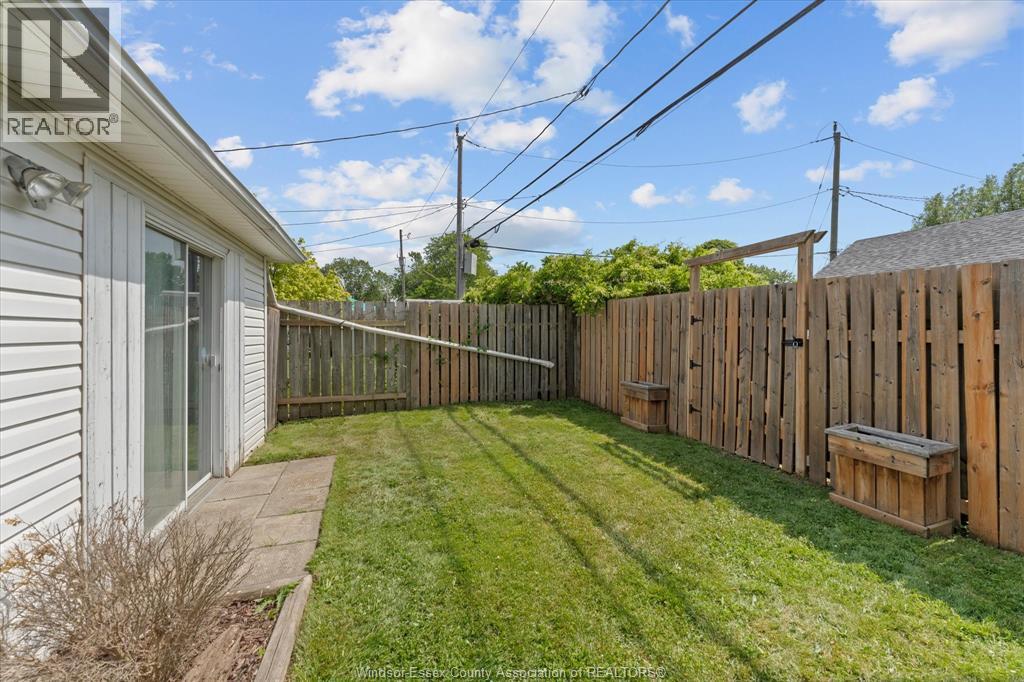 1121 Partington, Windsor, Ontario  N9B 2P3 - Photo 26 - 26013554