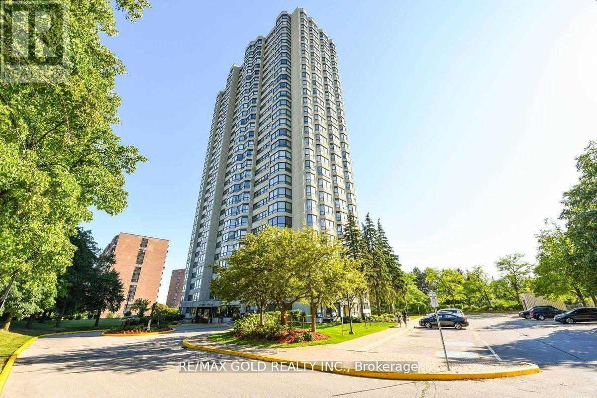 206 - 8 LISA STREET, Brampton, Ontario