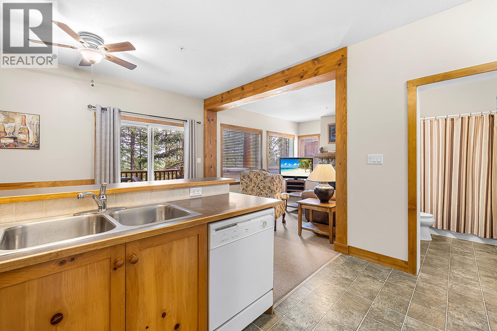 300 Stemwinder Drive Unit# 205, Kimberley, British Columbia V1A 2Y9 - Photo 22 - 10390739