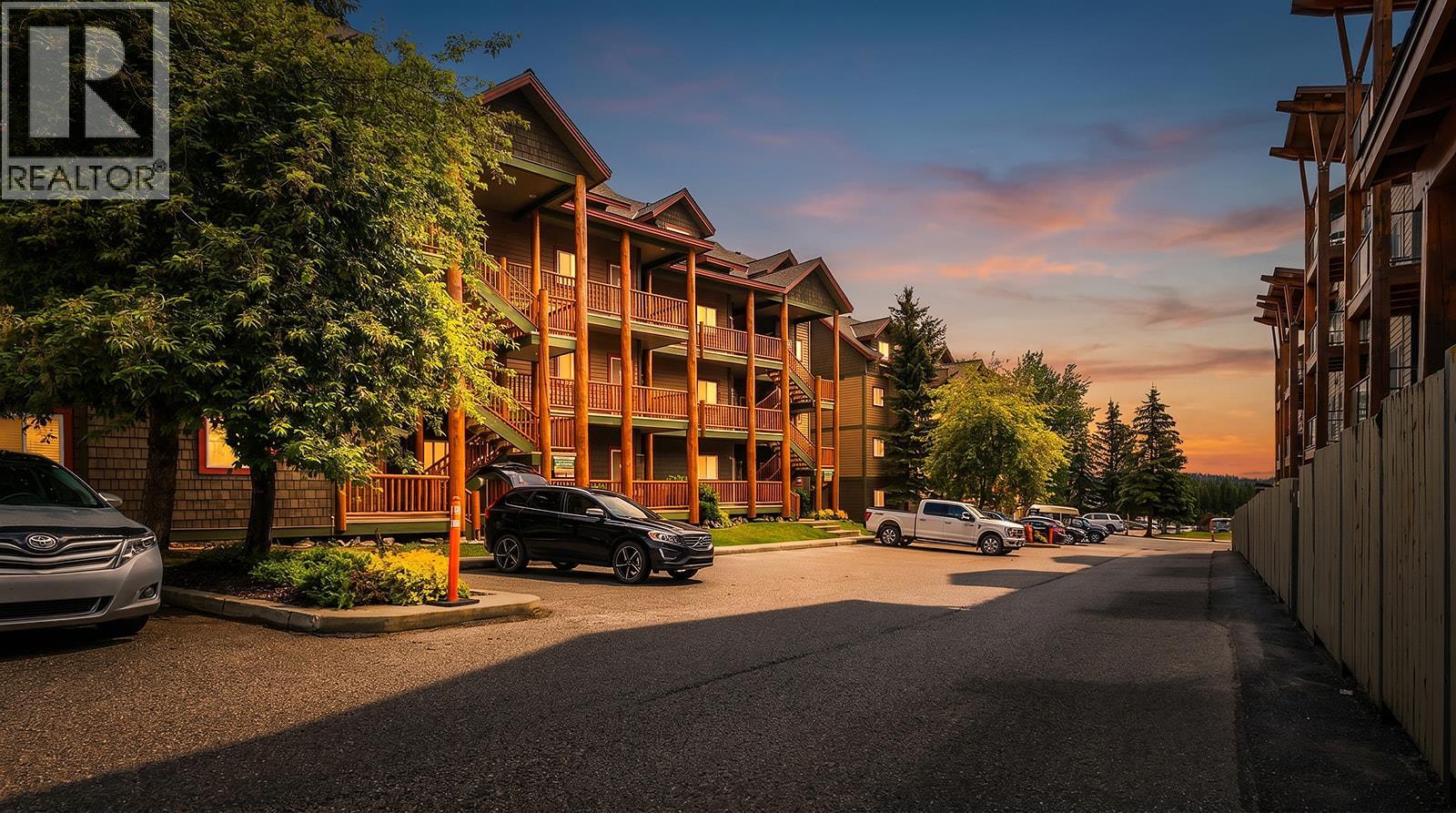 300 Stemwinder Drive Unit# 205, Kimberley, British Columbia V1A 2Y9 - Photo 1 - 10390739