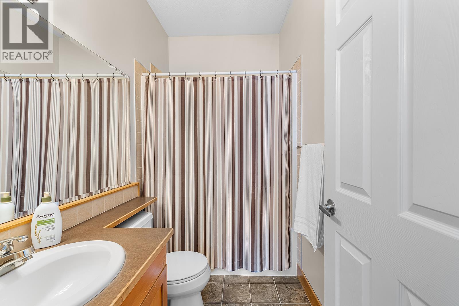 300 Stemwinder Drive Unit# 205, Kimberley, British Columbia V1A 2Y9 - Photo 11 - 10390739