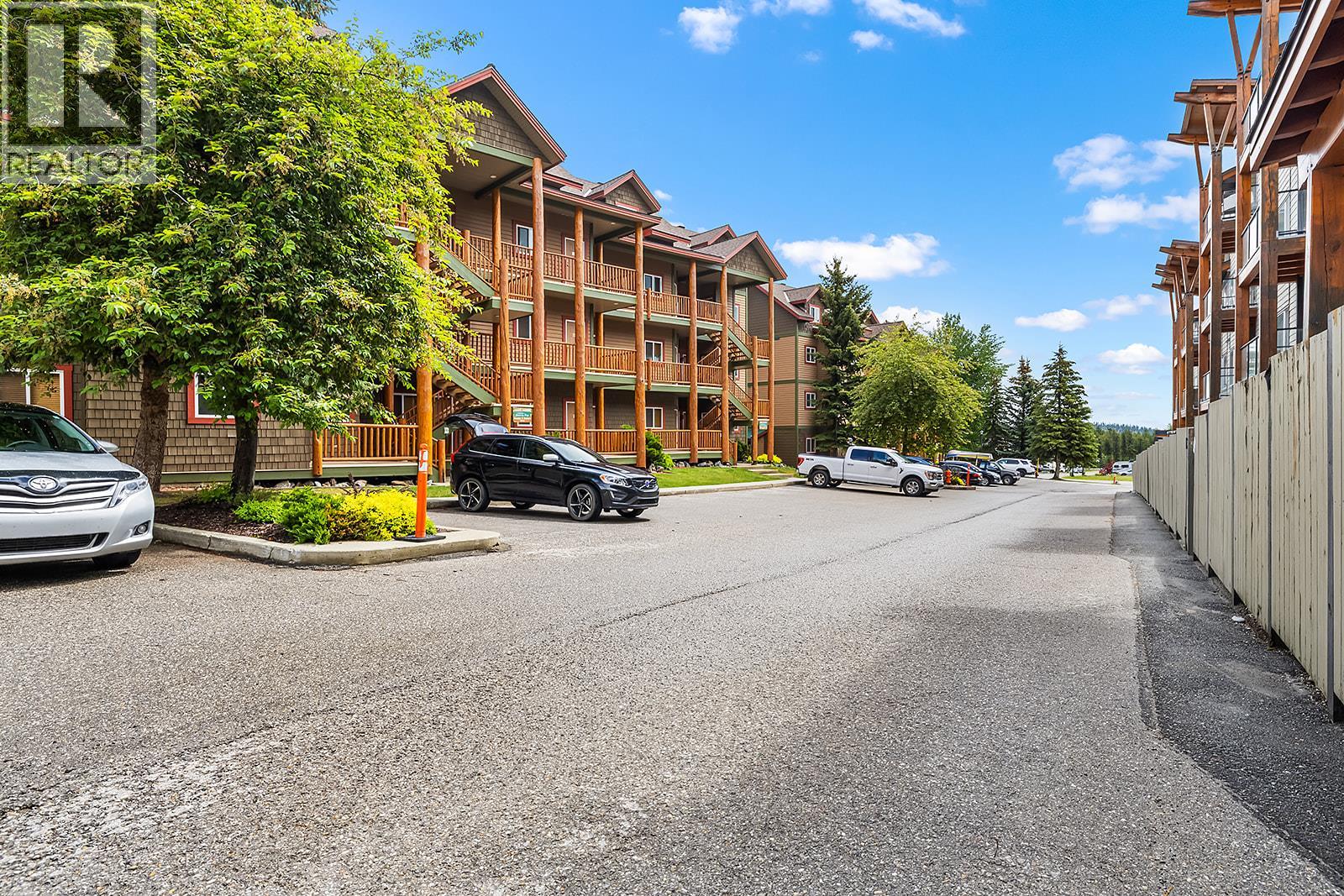 300 Stemwinder Drive Unit# 205, Kimberley, British Columbia V1A 2Y9 - Photo 2 - 10390739