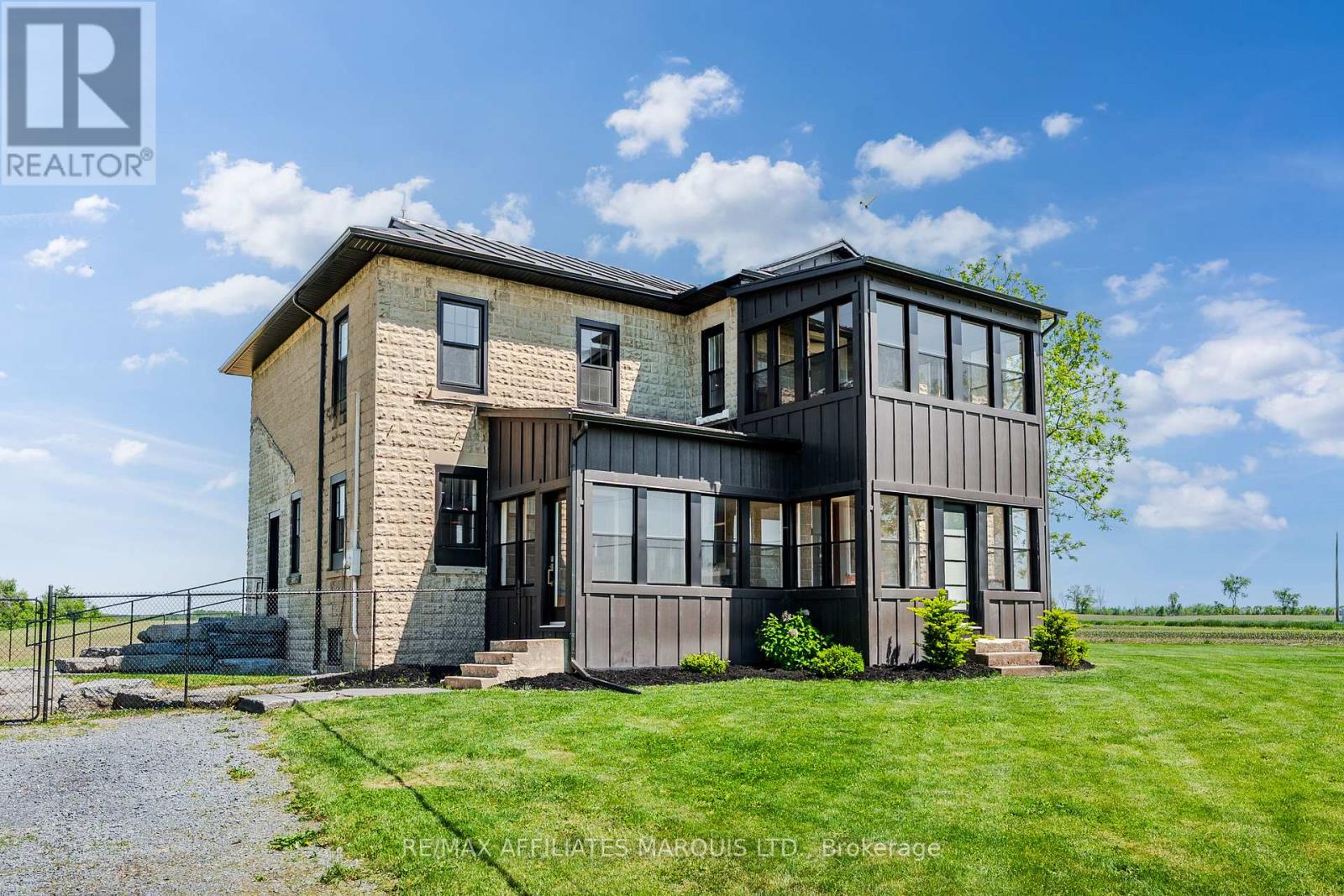 18235 NORTH BRANCH ROAD, South Glengarry, Ontario