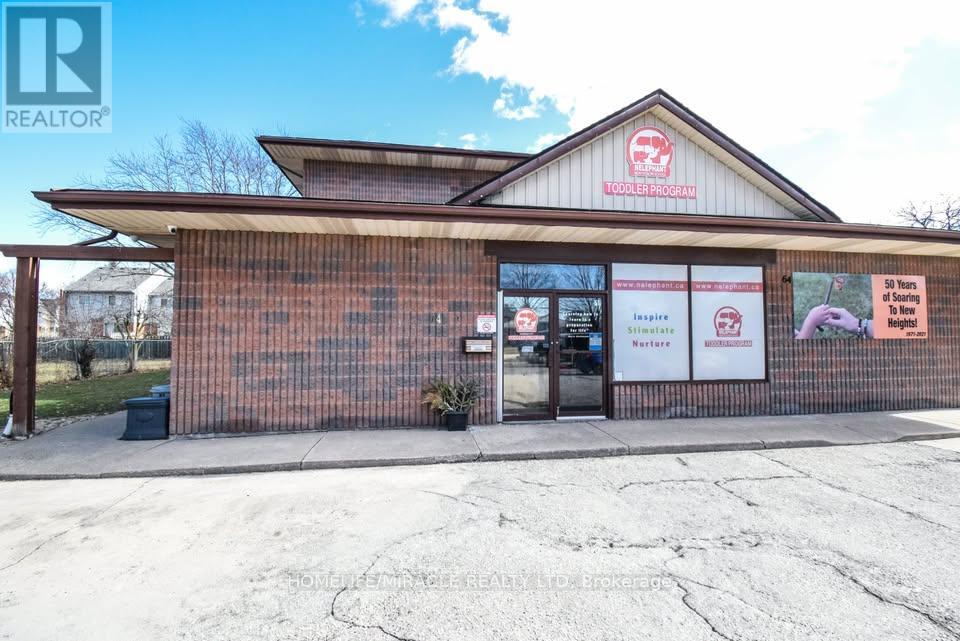 303 - 64 LOUTH STREET, St. Catharines, Ontario