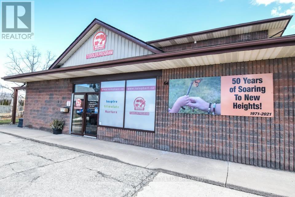 303 - 64 Louth Street, St. Catharines, Ontario  L2S 2T4 - Photo 2 - X13419338
