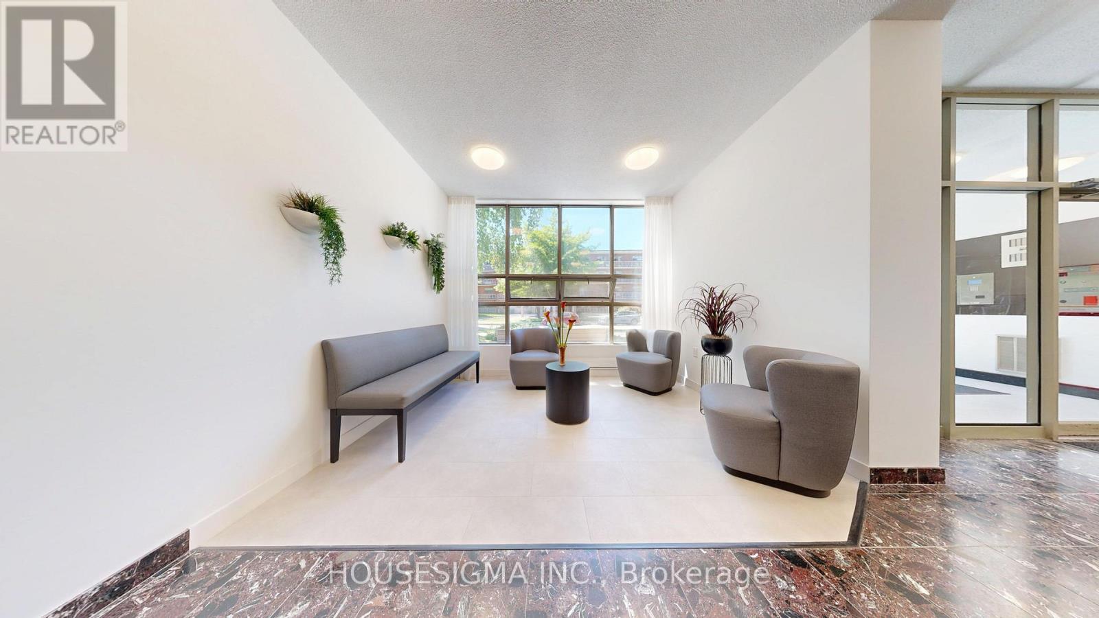 309 - 8 Village Green Boulevard, Hamilton, Ontario  L8G 5B8 - Photo 4 - X13419366