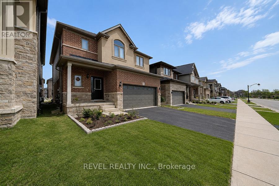 LOWER - 31 MAIR AVENUE, Brantford, Ontario
