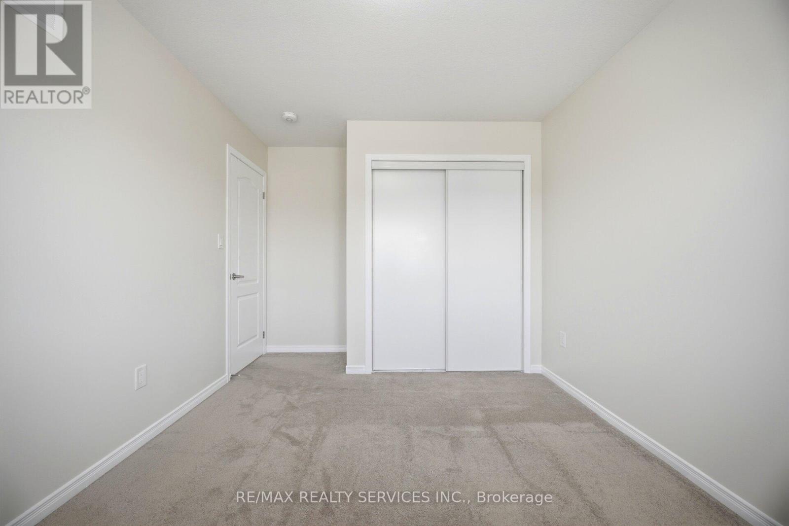 250 Esther Crescent, Thorold, Ontario L3B 0H1 - Photo 32 - X13419456