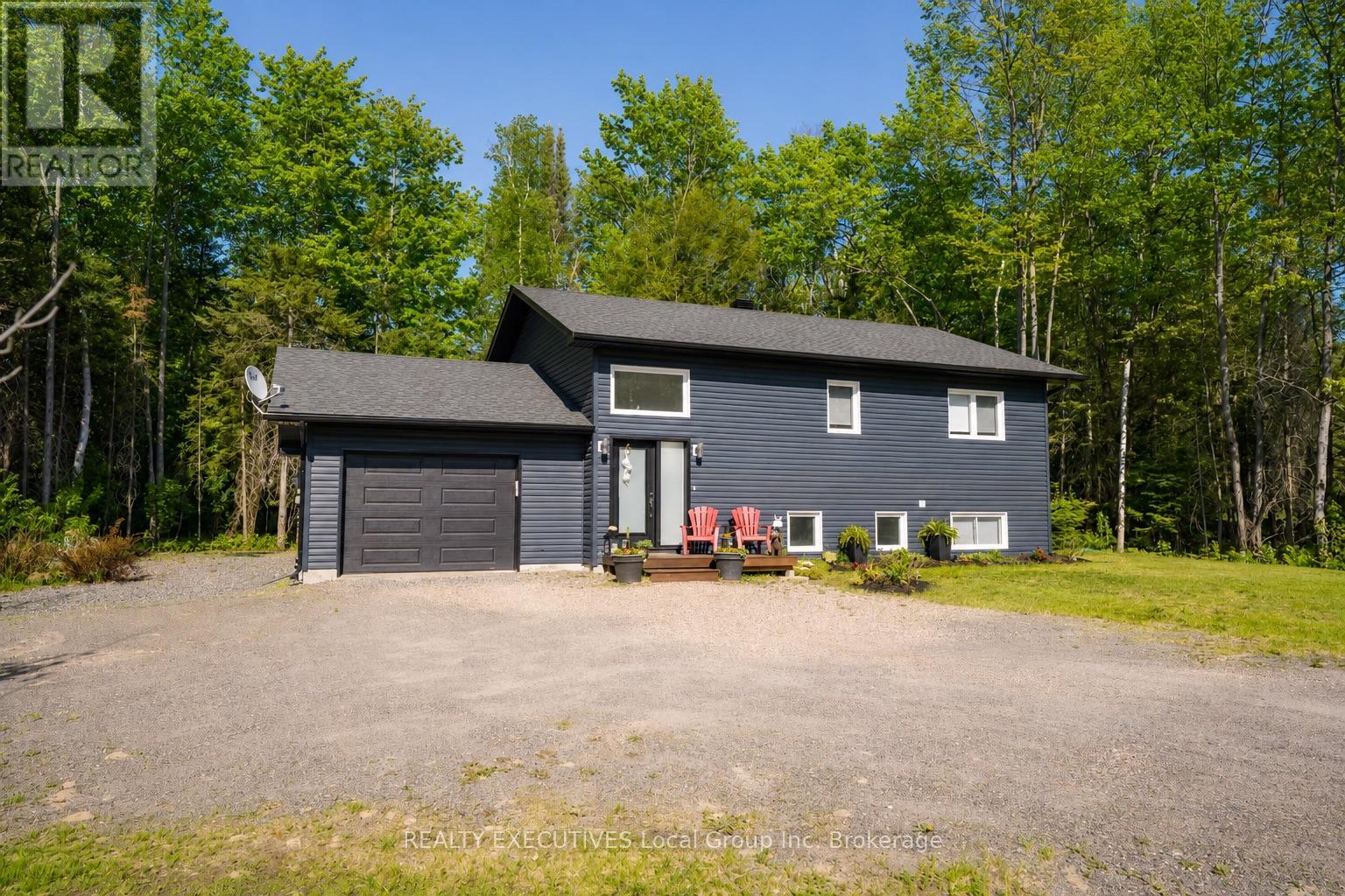 61 Astor Street S, East Ferris, Ontario  P0H 1B0 - Photo 2 - X13419622