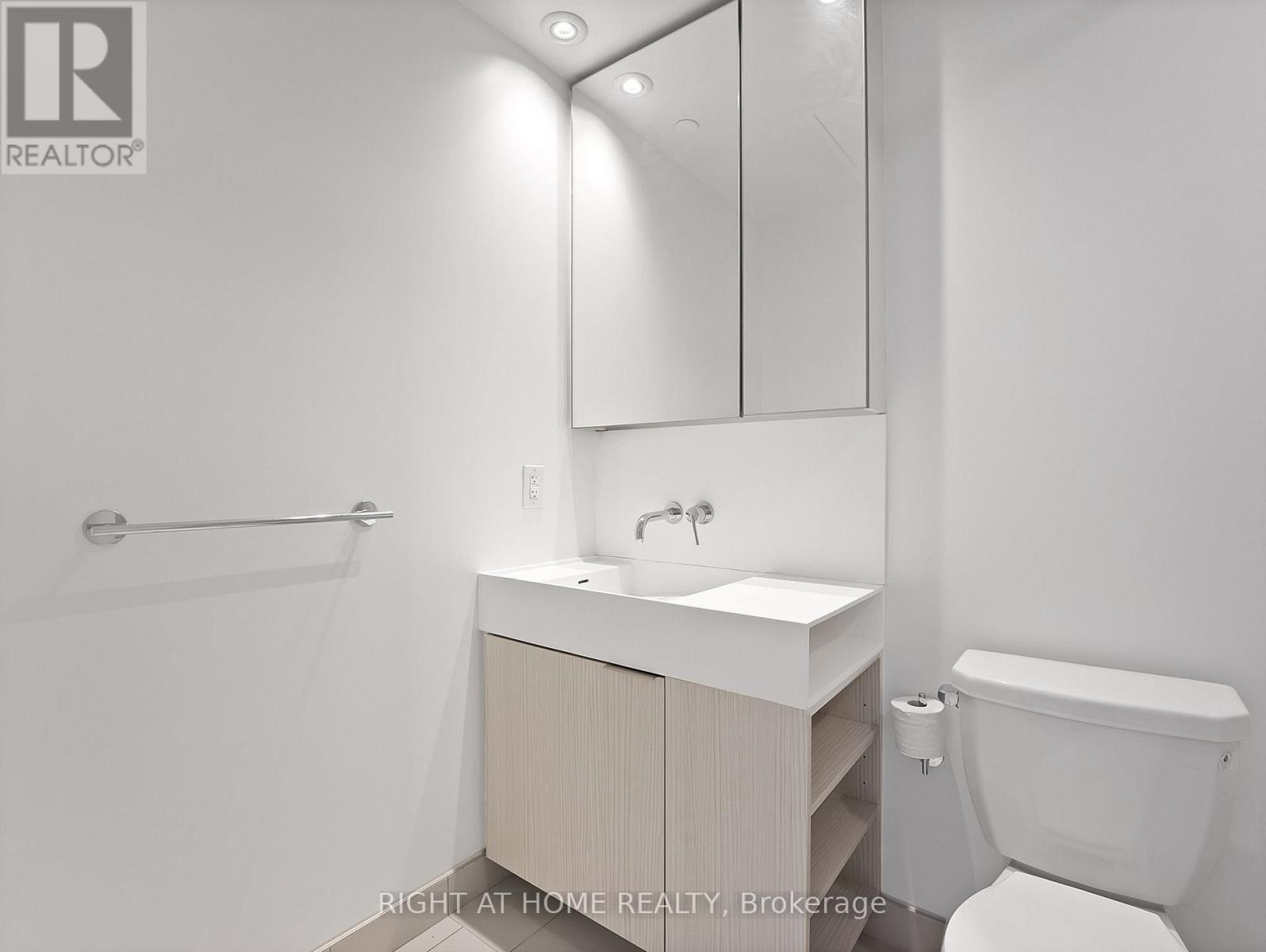 11 - 20 Richardson Street, Toronto, Ontario  M5A 0S6 - Photo 10 - C13419838