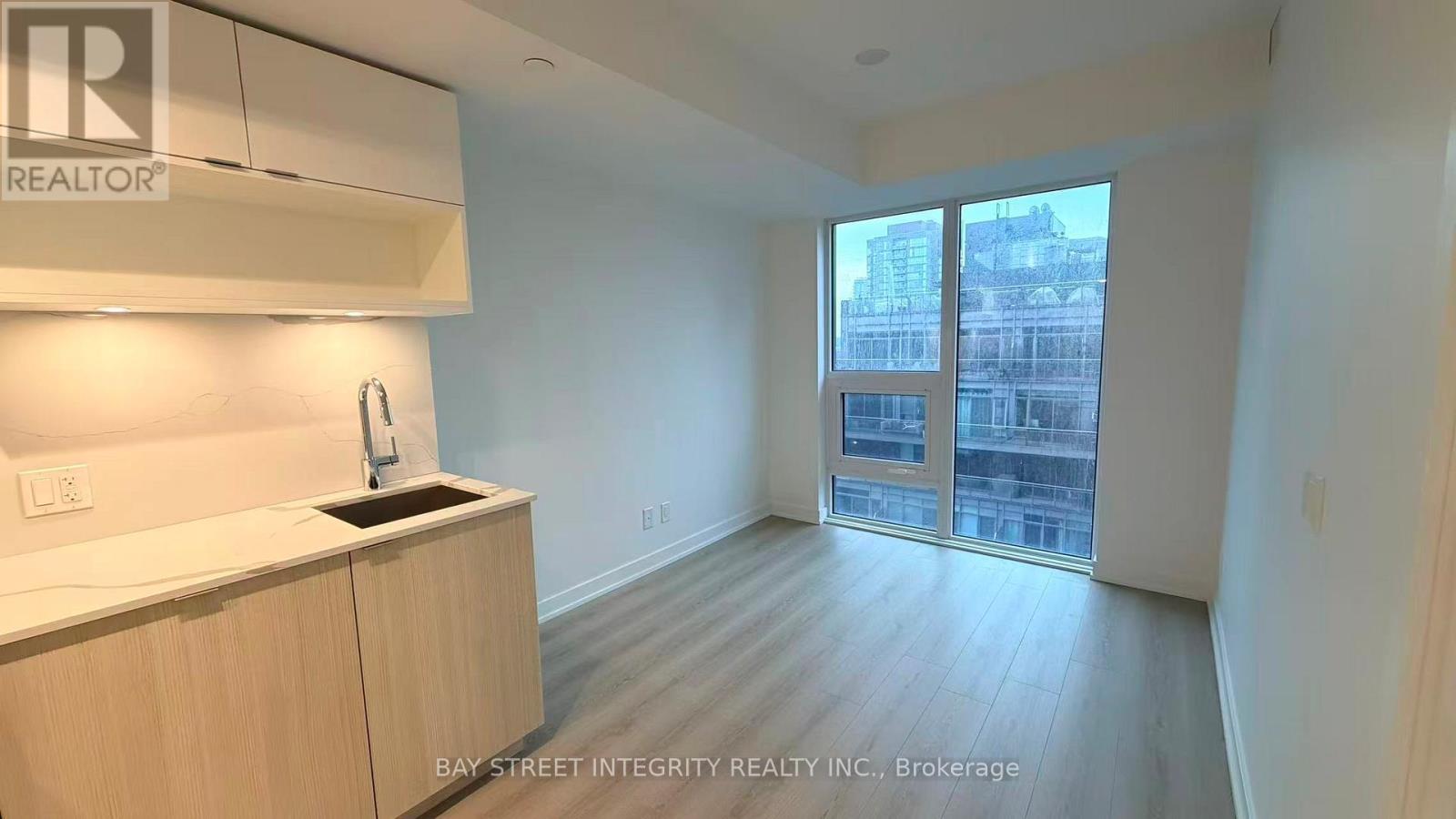 1508 - 100 Queen Street E, Toronto, Ontario  M5C 0B5 - Photo 6 - C13419886