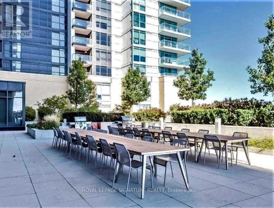 2009 - 29 Singer Court, Toronto, Ontario  M2K 0B3 - Photo 13 - C13419908
