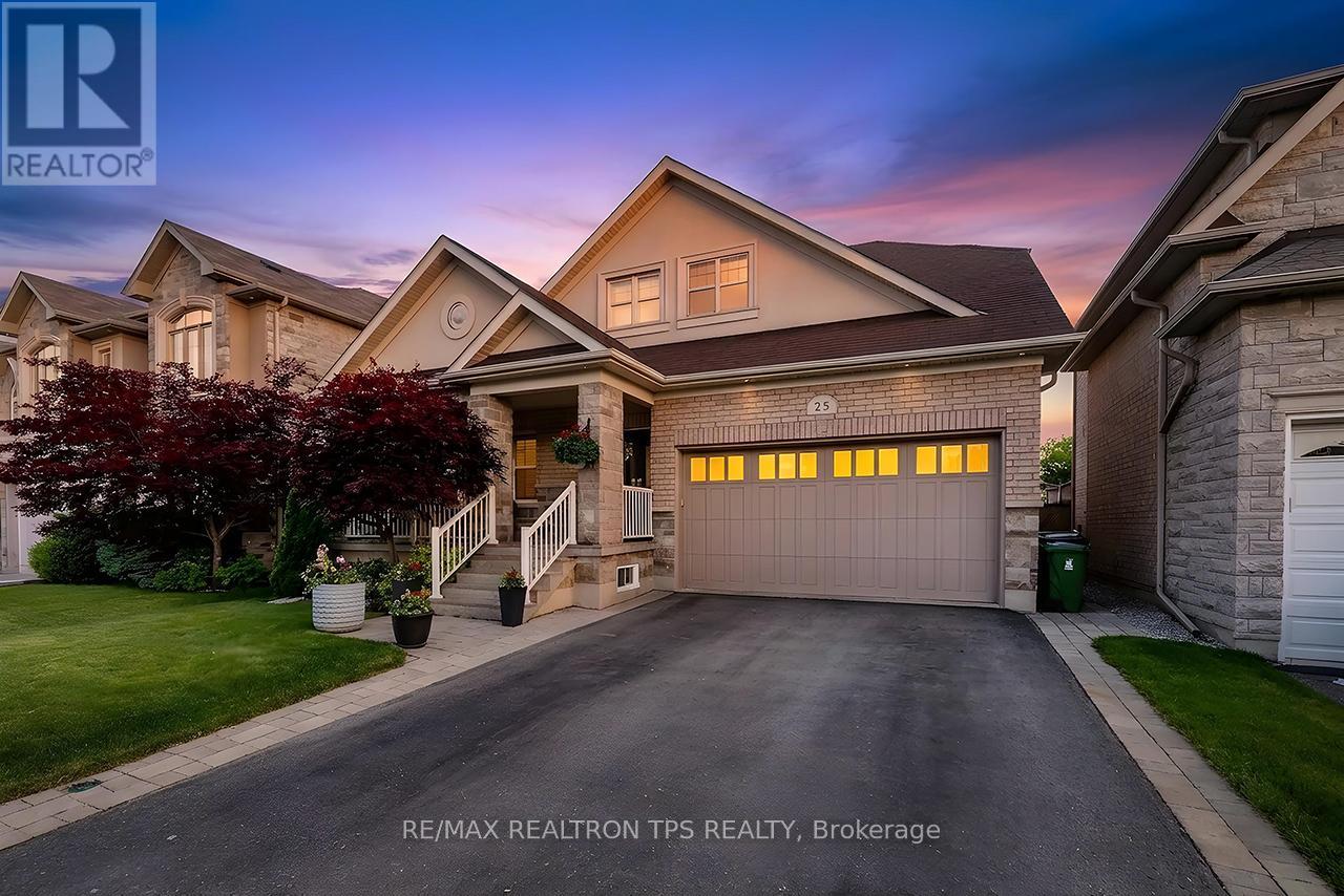25 LEAFIELD DRIVE, Toronto, Ontario
