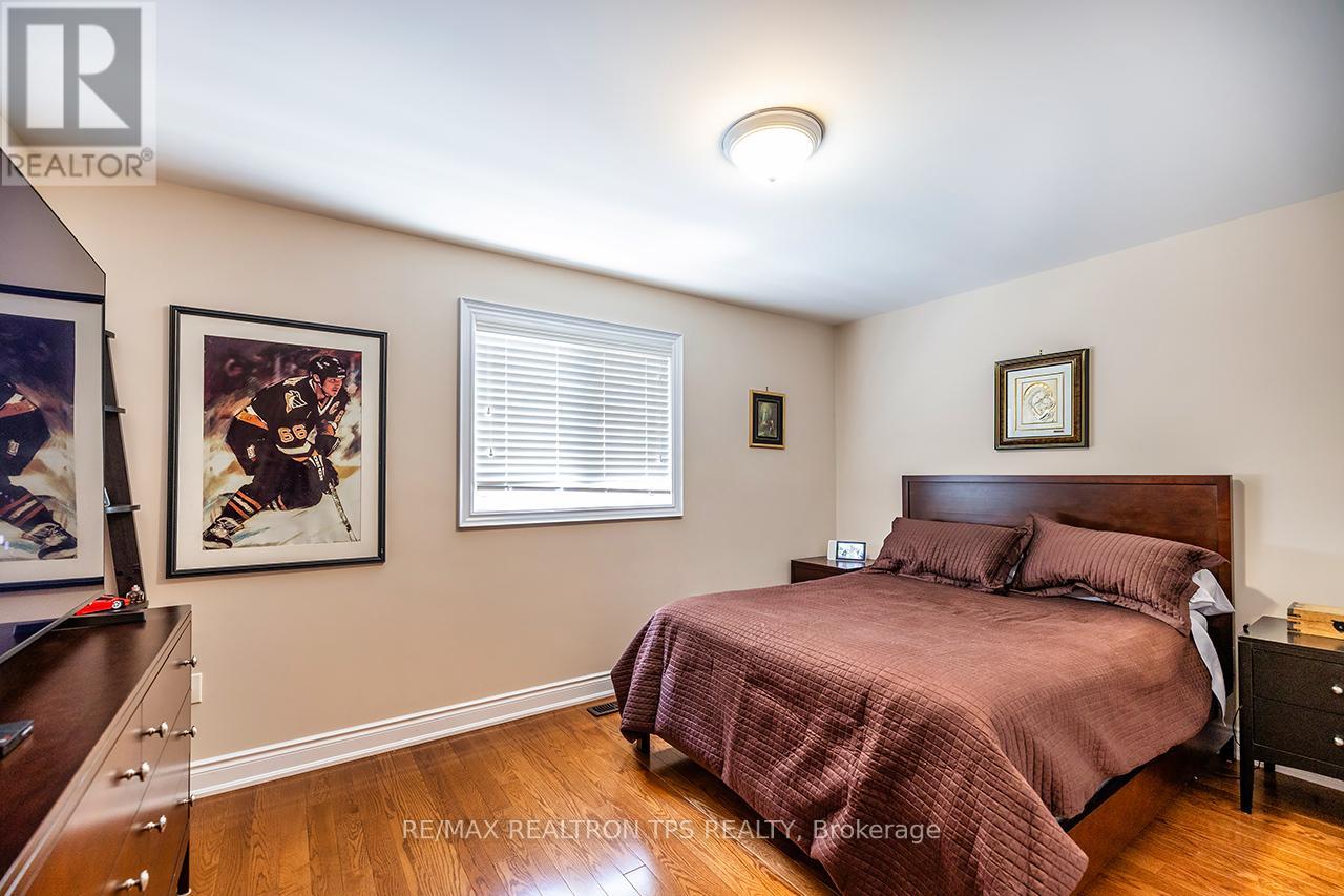 25 Leafield Drive, Toronto, Ontario  M1W 2R2 - Photo 21 - E13419826