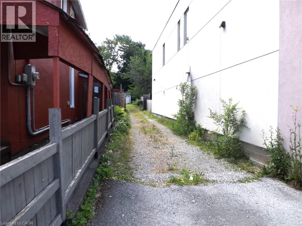 5815 Main Street, Niagara Falls, Ontario  L2G 5Z6 - Photo 21 - 40837926