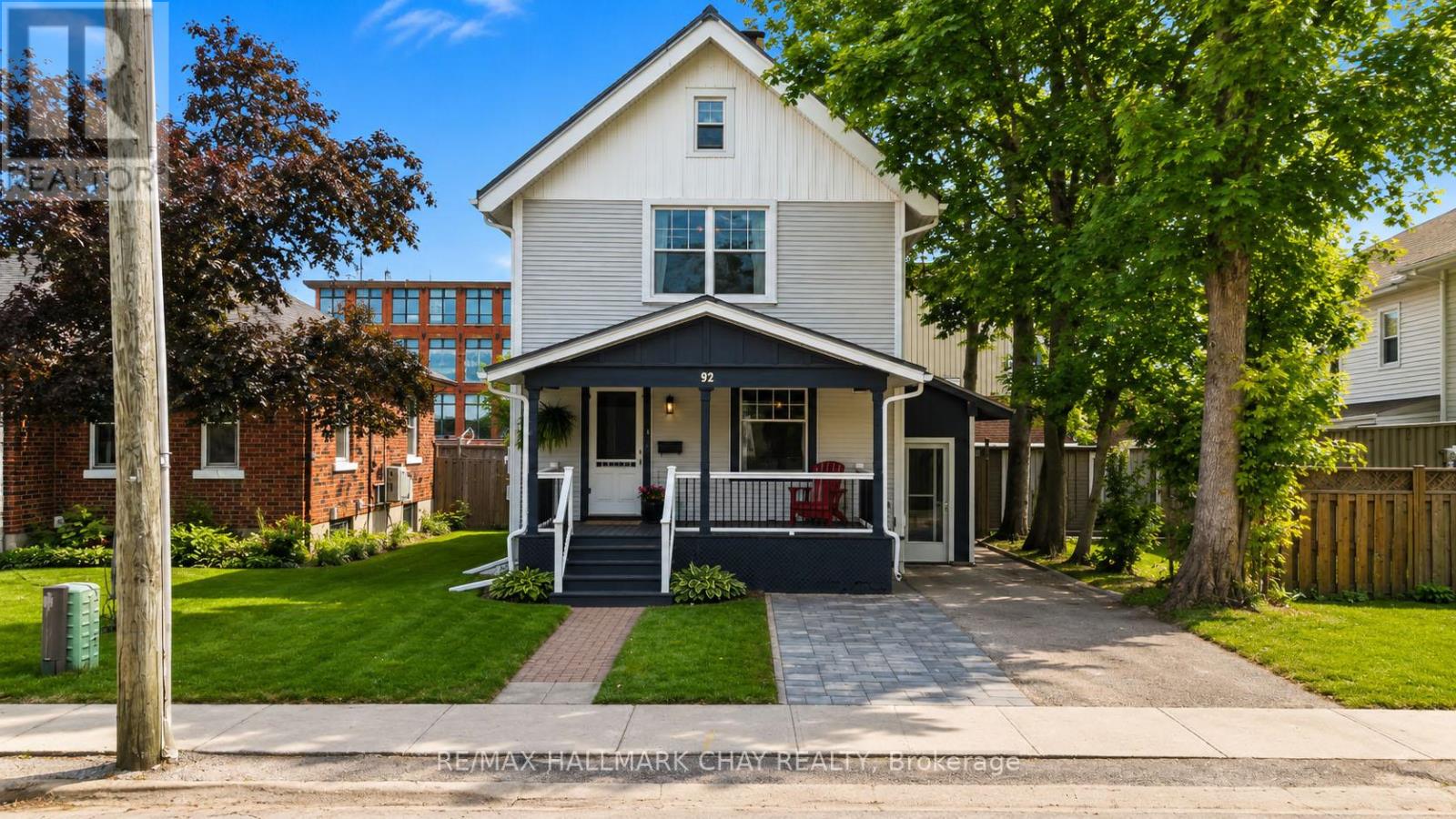 92 DUNLOP STREET, Orillia, Ontario
