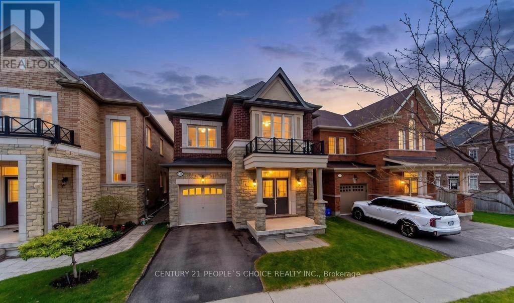 374 BEGONIA GARDENS, Oakville, Ontario