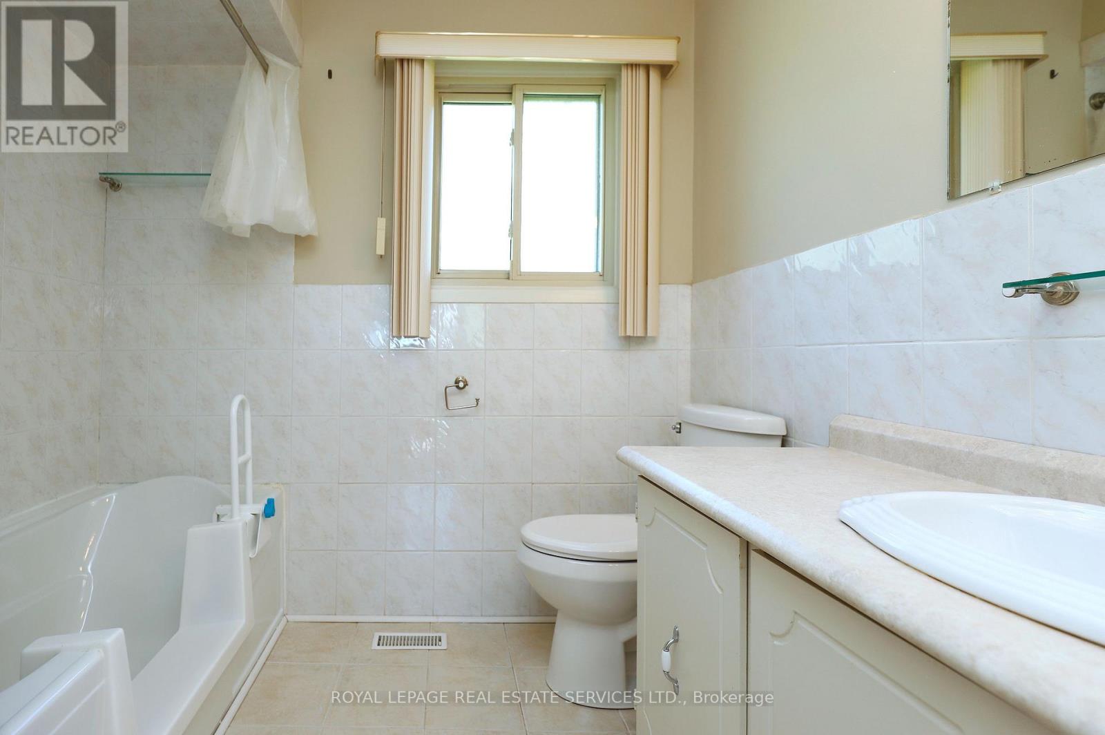 2706 Crystalburn Avenue, Mississauga, Ontario  L5B 2N8 - Photo 35 - W13419604