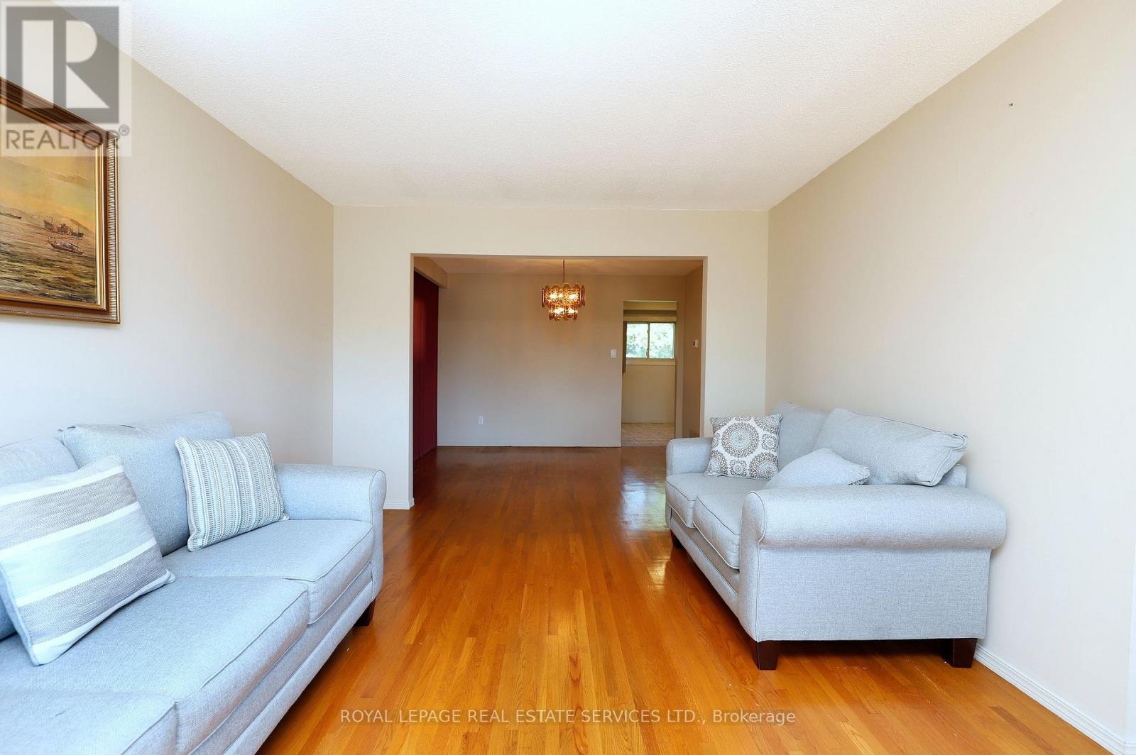 2706 Crystalburn Avenue, Mississauga, Ontario  L5B 2N8 - Photo 8 - W13419604