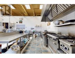 1026 SPEERS ROAD, Oakville, Ontario