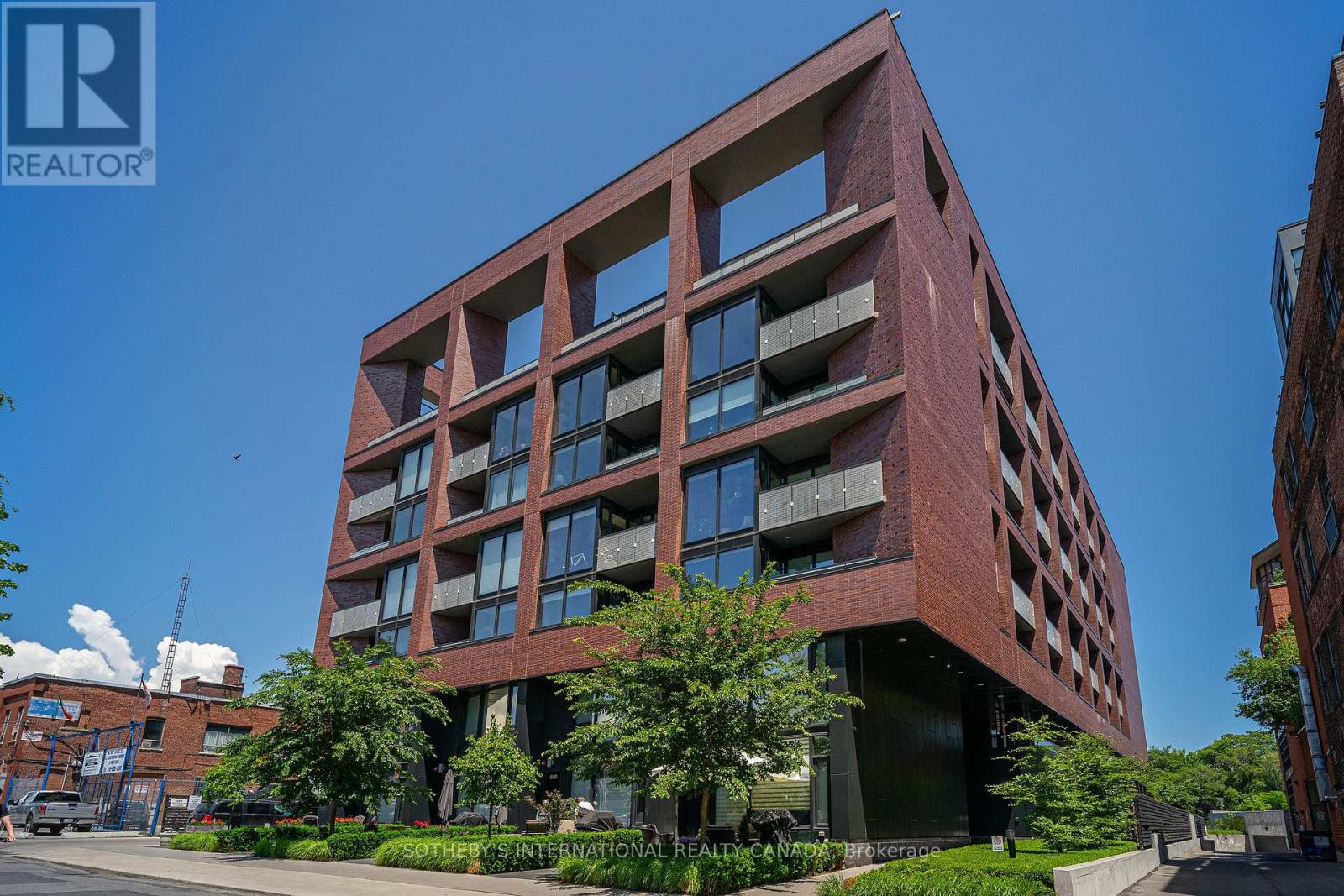 807 - 383 SORAUREN AVENUE, Toronto, Ontario