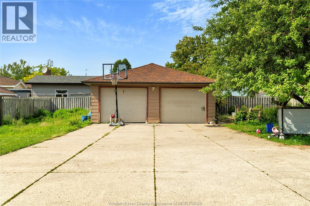 101 Oak Street East, Leamington, Ontario  N8H 2C7 - Photo 19 - 26013555