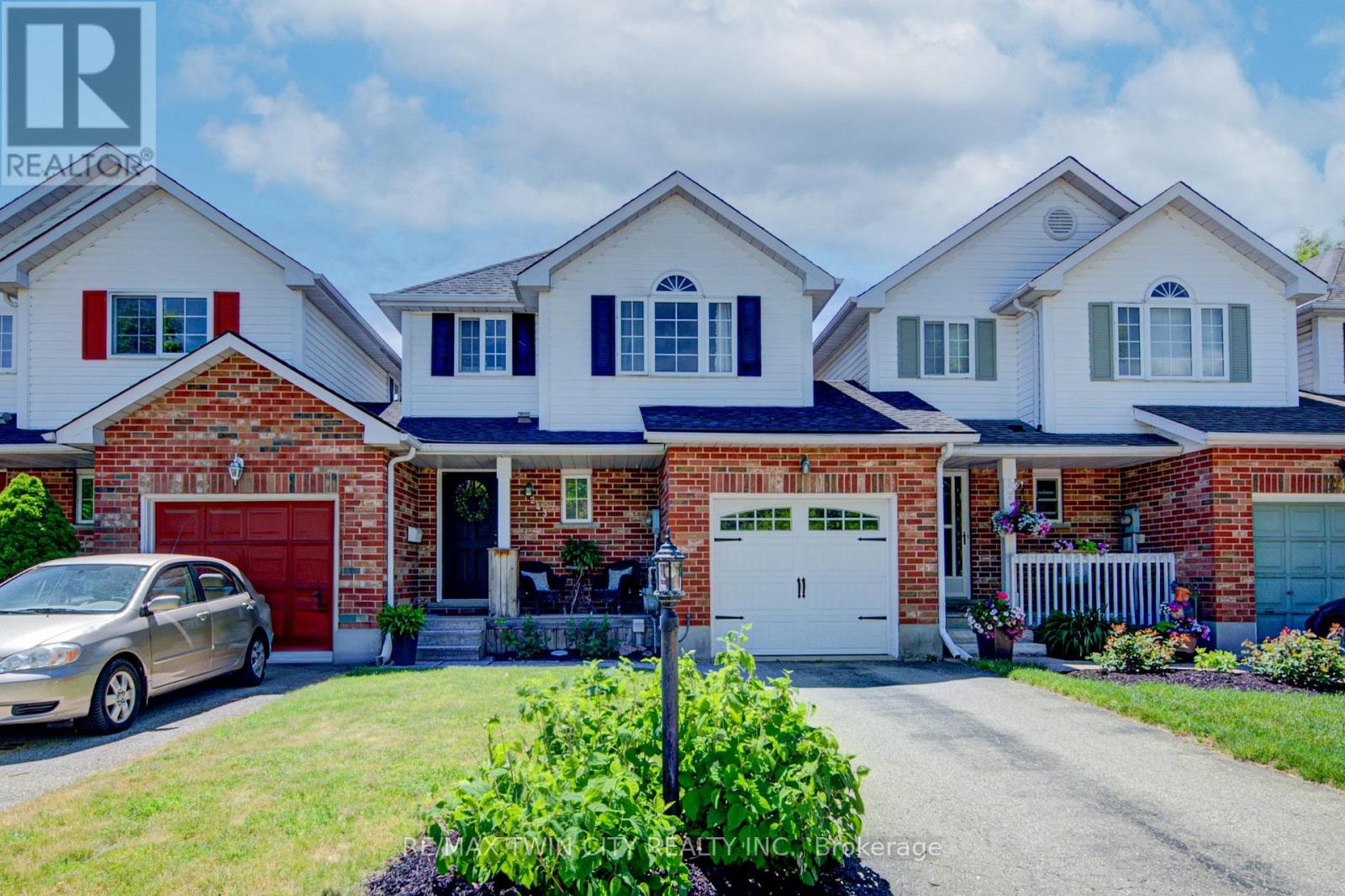 243 AUBURN DRIVE, Waterloo, Ontario