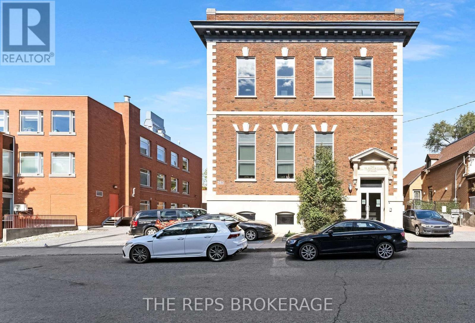 43 ECCLES STREET, Ottawa, Ontario