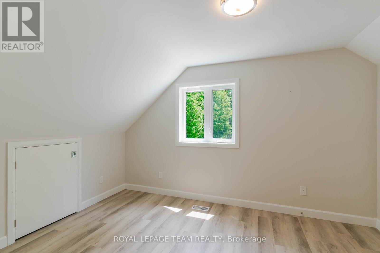 196 Silvery Lane, Tay Valley, Ontario K0H 2B0 - Photo 20 - X13420042