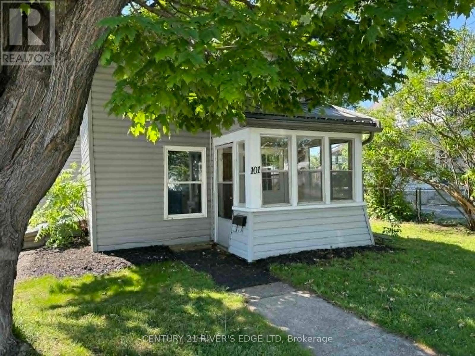 101 SCHOFIELD AVENUE, Brockville, Ontario