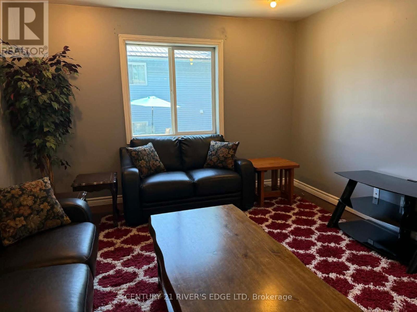 101 Schofield Avenue, Brockville, Ontario  K6V 4M7 - Photo 4 - X12660882