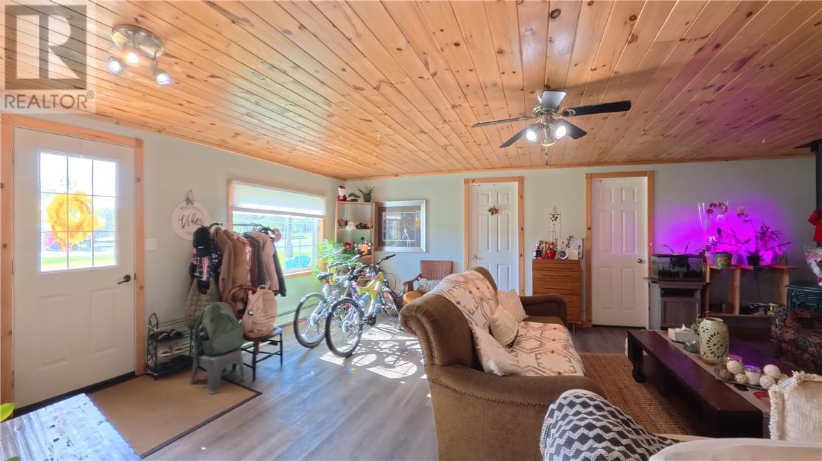 2 Main Street, Gore Bay, Ontario P0P 1H0 - Photo 17 - 2127958