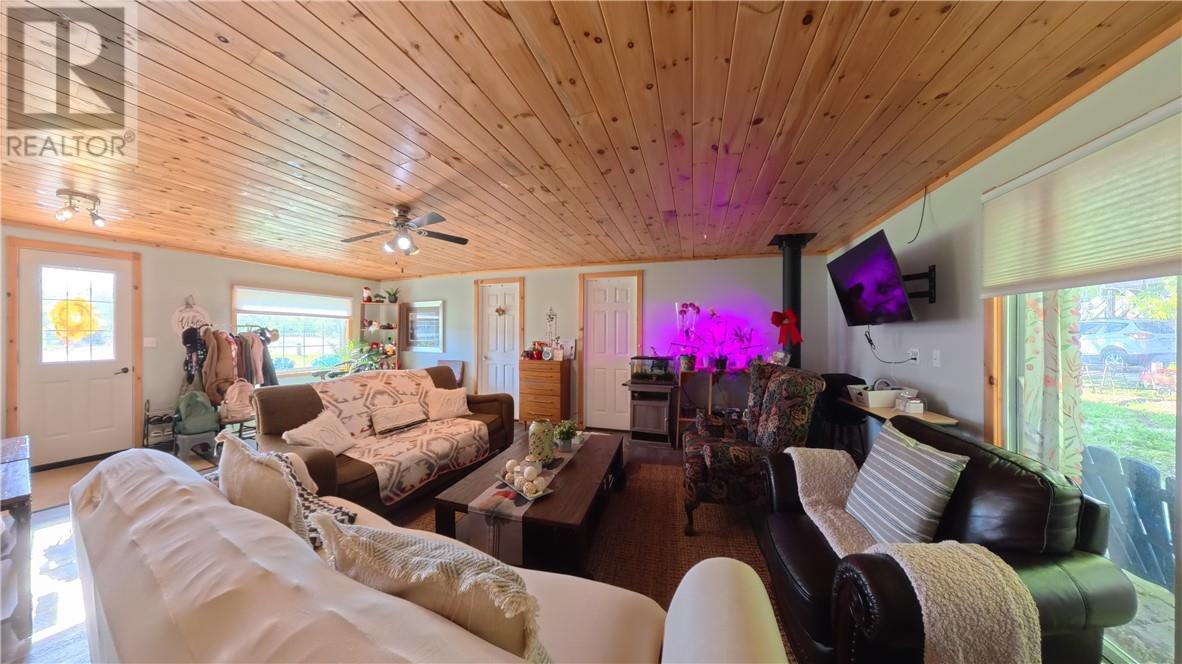 2 Main Street, Gore Bay, Ontario P0P 1H0 - Photo 18 - 2127958
