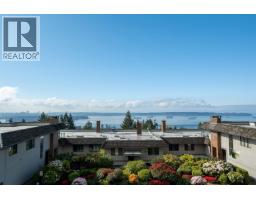 26 2214 FOLKESTONE WAY, West Vancouver, British Columbia