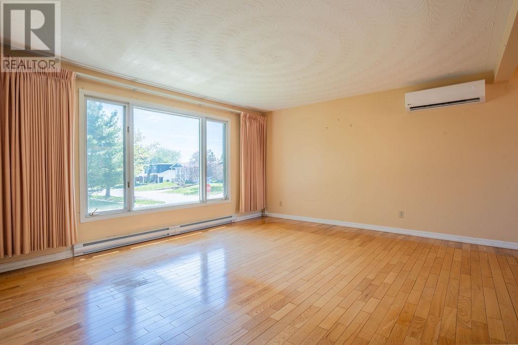 84 Koprash Ct, Sault Ste. Marie, Ontario  P6B 5R9 - Photo 9 - SM261351