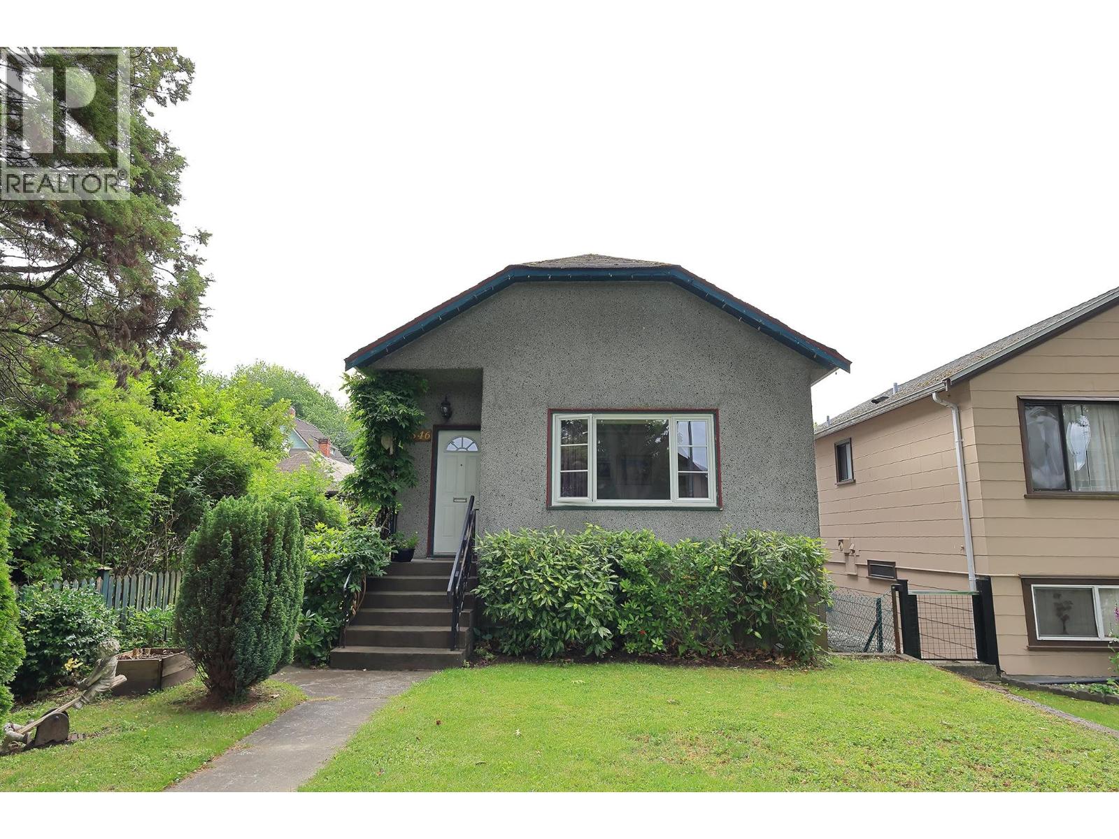 2546 ETON STREET, Vancouver, British Columbia