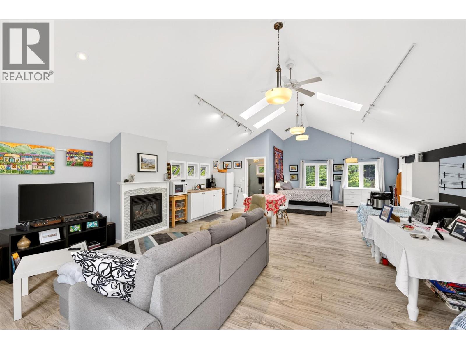 7346 Harrop Procter Road, Procter, British Columbia V1L 6R4 - Photo 40 - 10390770