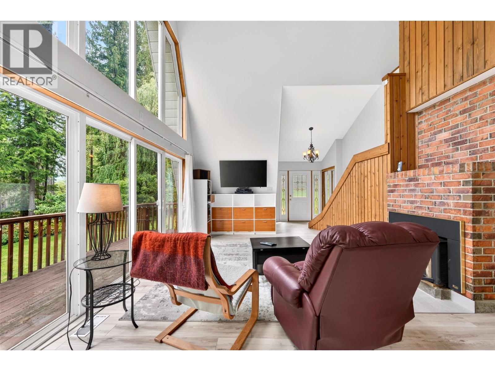 7346 Harrop Procter Road, Procter, British Columbia V1L 6R4 - Photo 16 - 10390770