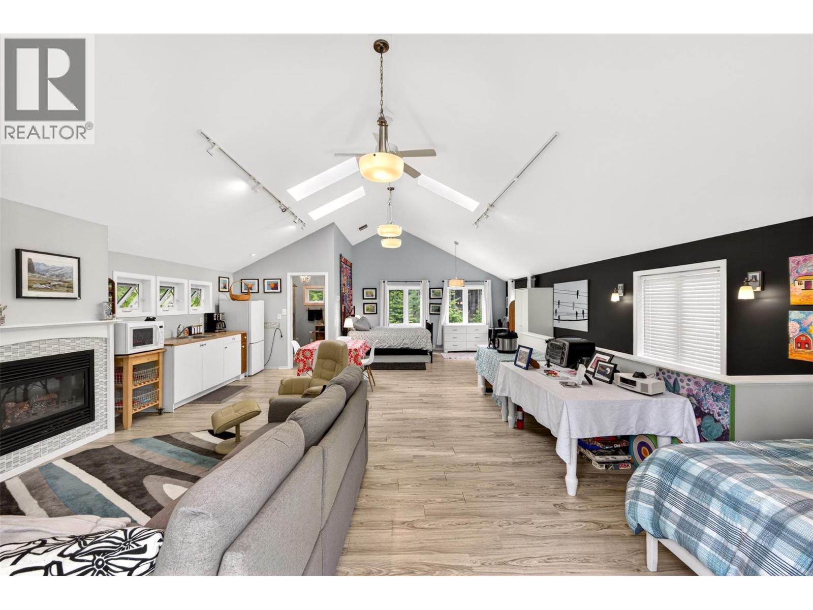 7346 Harrop Procter Road, Procter, British Columbia V1L 6R4 - Photo 41 - 10390770
