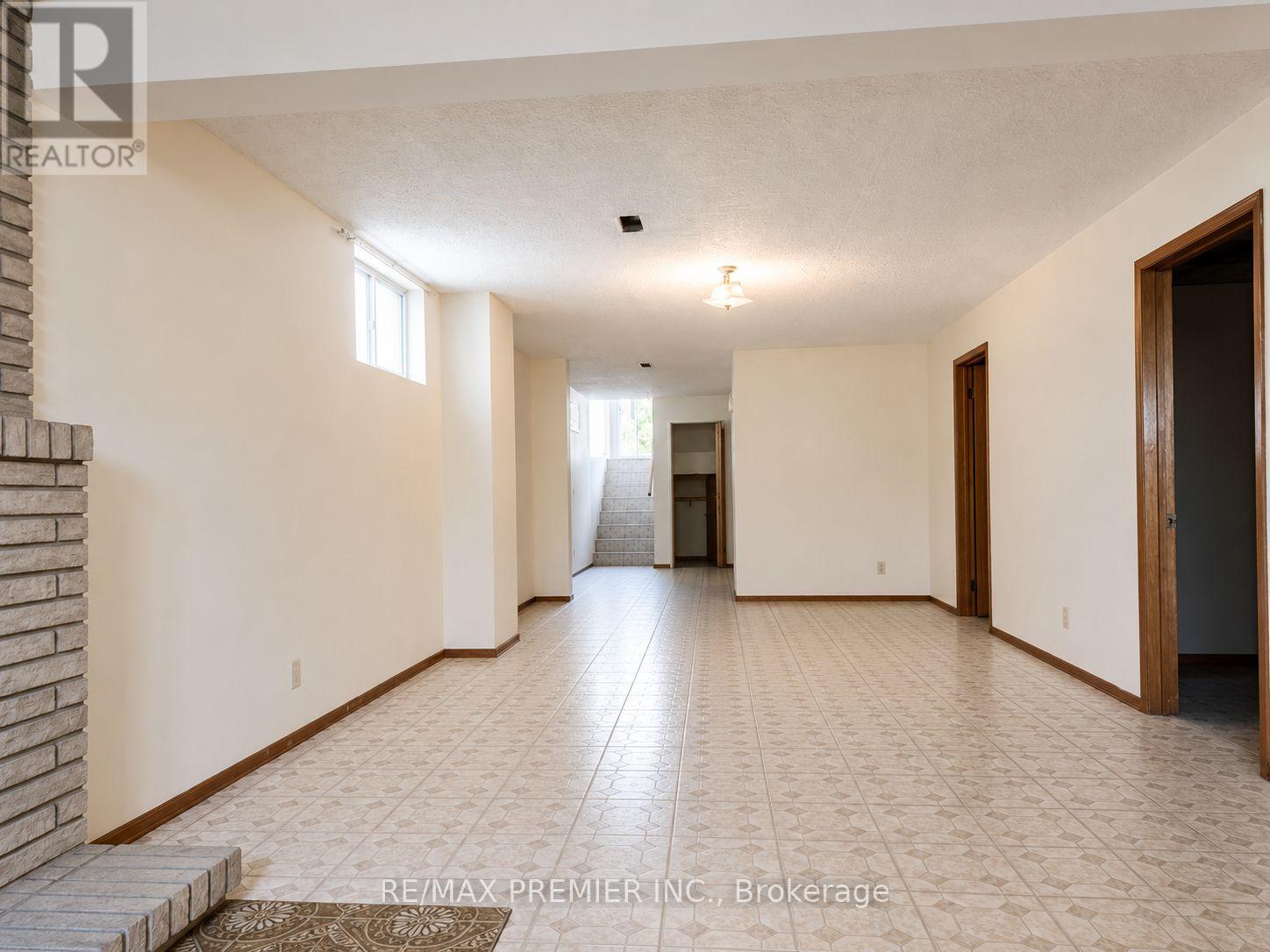 253 Solomon Crescent, Hamilton, Ontario  L8W 1Z1 - Photo 13 - X13415246