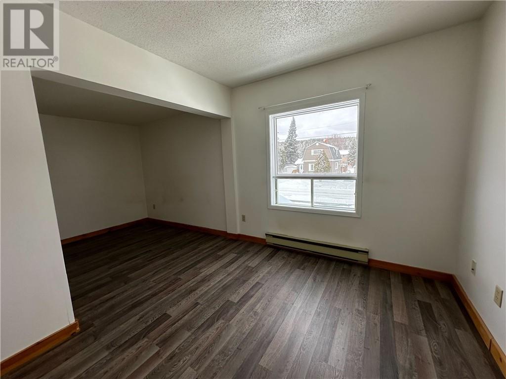 21 Balsam Street Unit# 209, Coniston, Ontario  P0M 1M0 - Photo 13 - 2128434