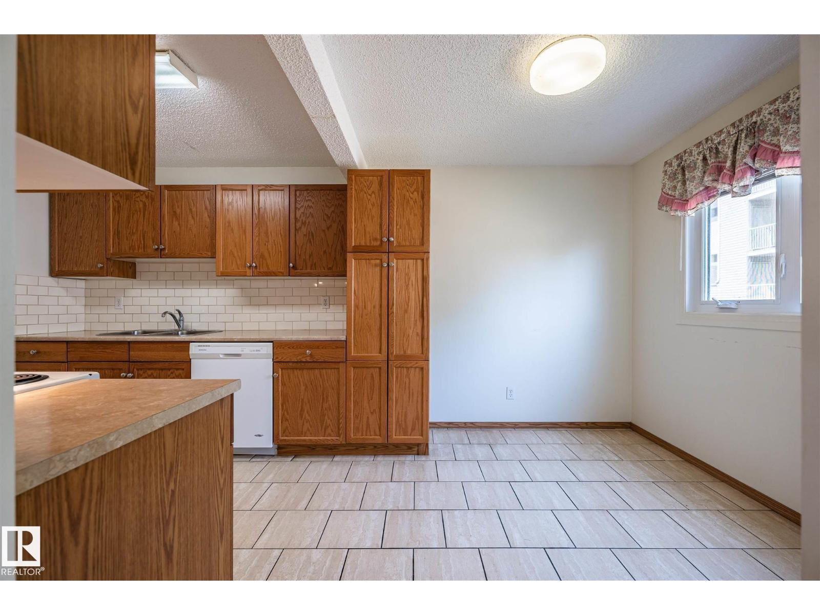 #20 11115 27 Av NW, Edmonton, Alberta  T6J 5N3 - Photo 6 - E4492592