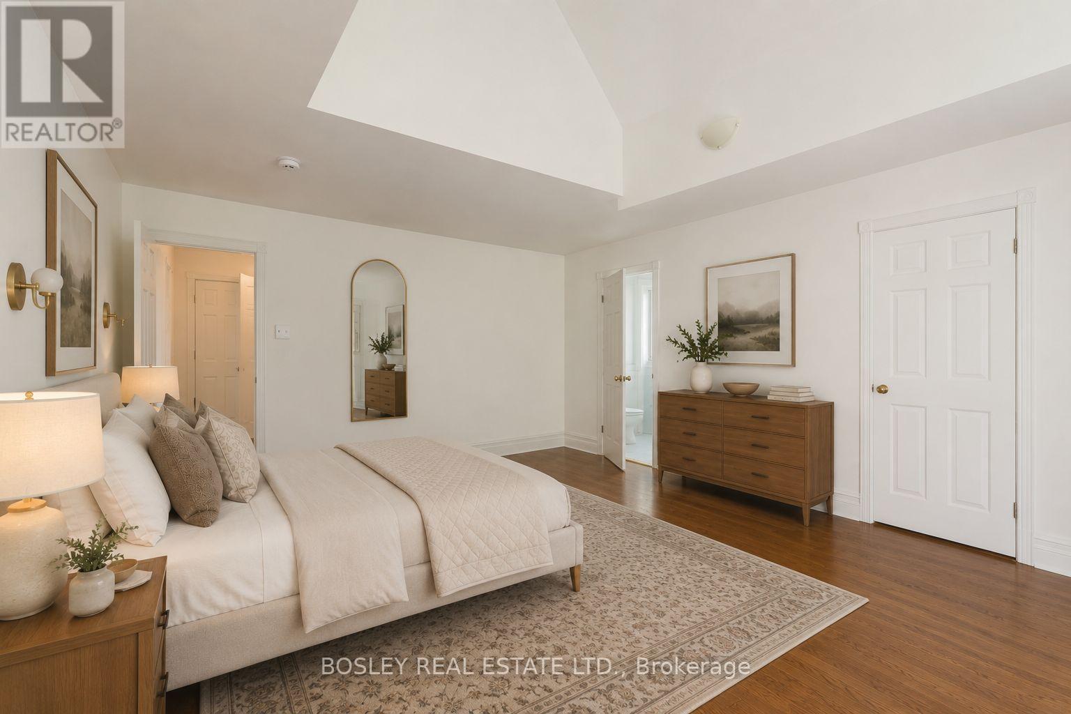Upper - 12 Meredith Crescent, Toronto, Ontario  M4W 3B6 - Photo 15 - C13420024