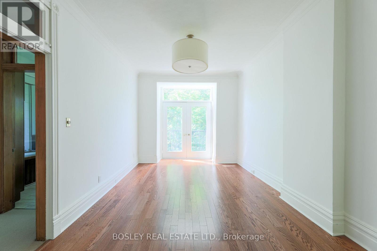 Upper - 12 Meredith Crescent, Toronto, Ontario  M4W 3B6 - Photo 26 - C13420024