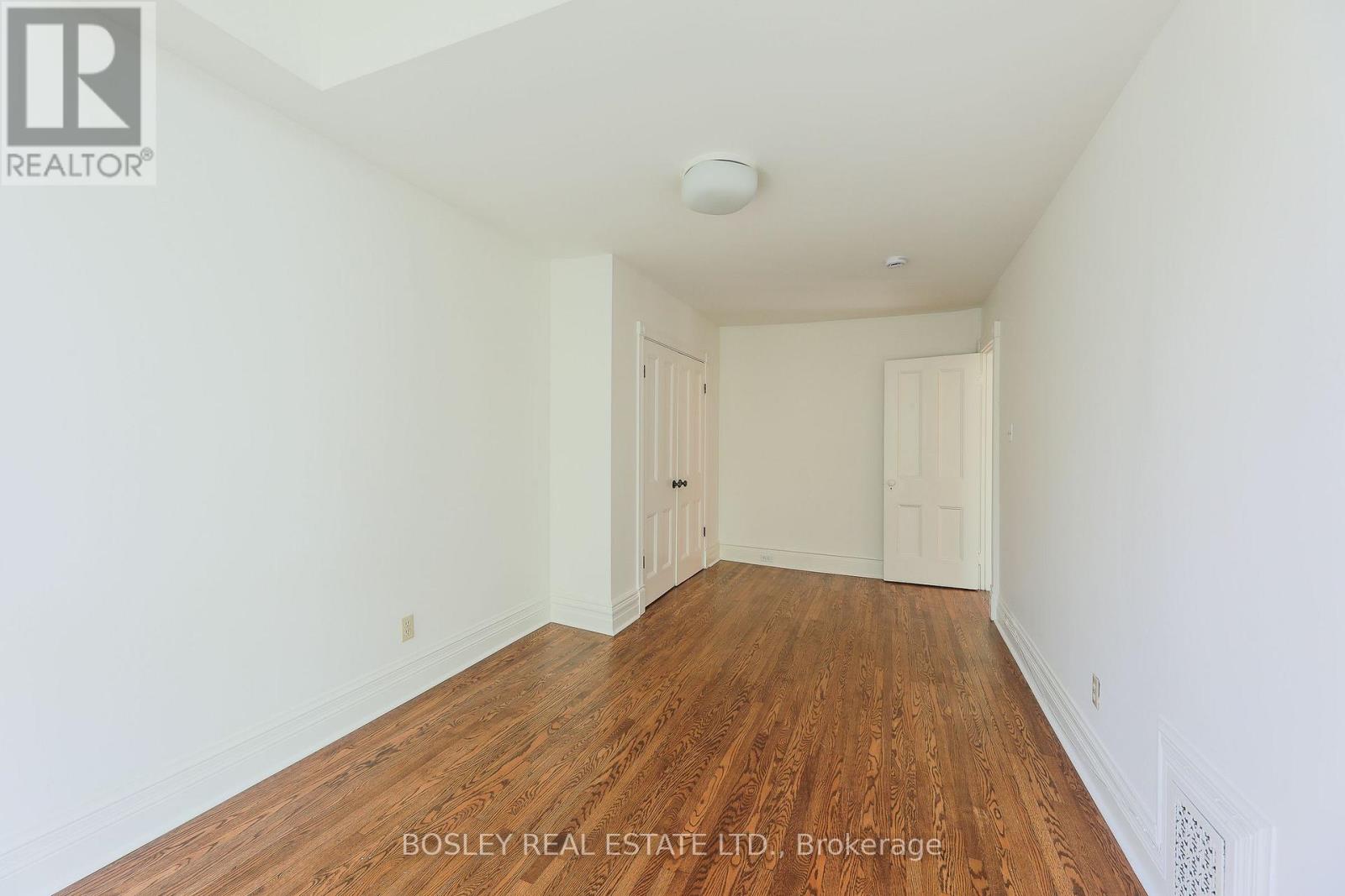 Upper - 12 Meredith Crescent, Toronto, Ontario  M4W 3B6 - Photo 46 - C13420024