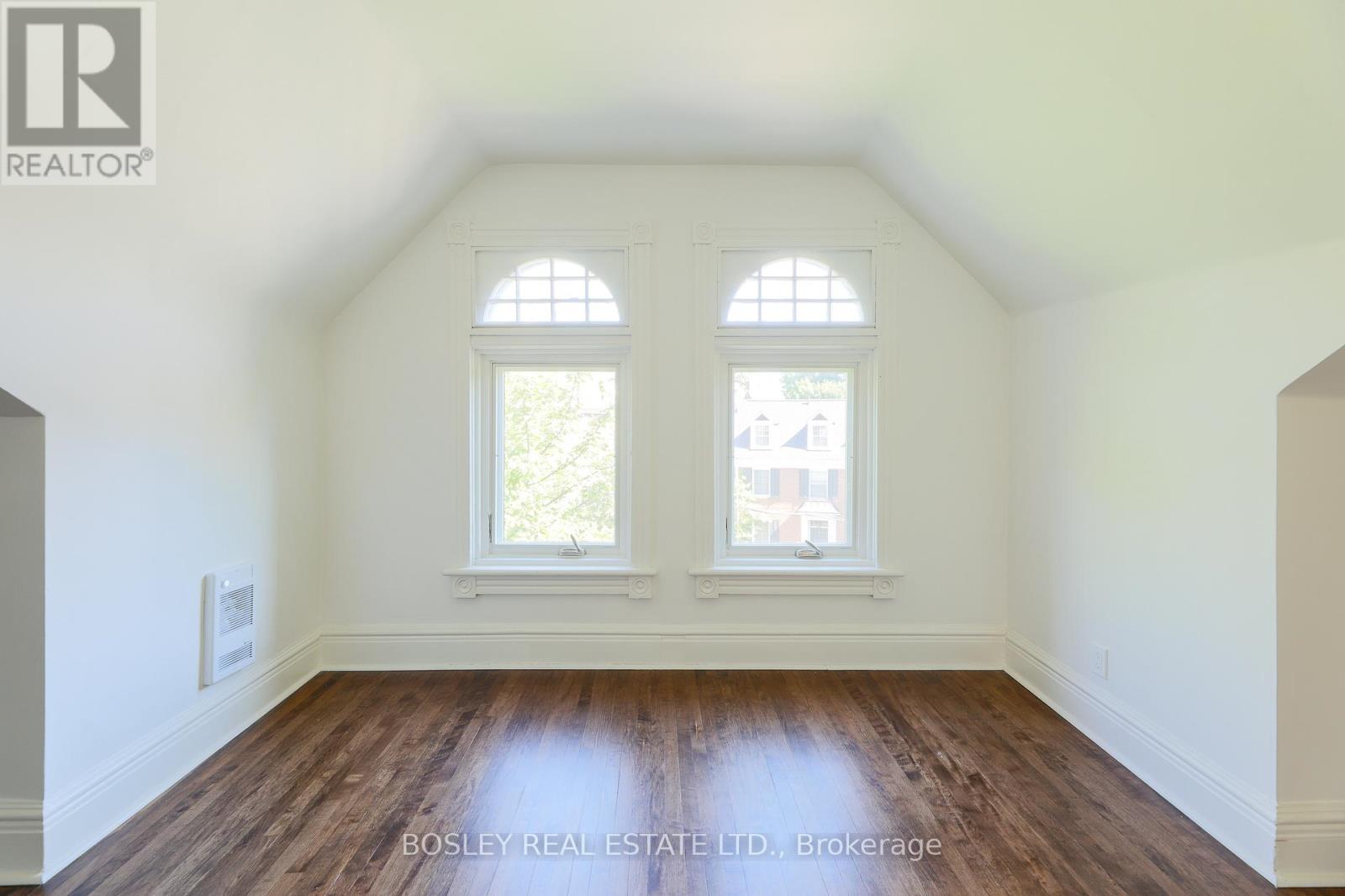 Upper - 12 Meredith Crescent, Toronto, Ontario  M4W 3B6 - Photo 48 - C13420024